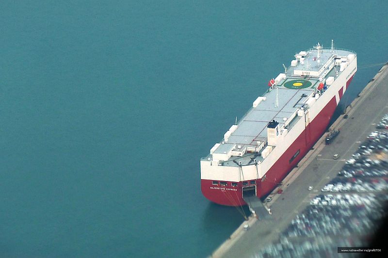 Морской порт Валенсия в Испании